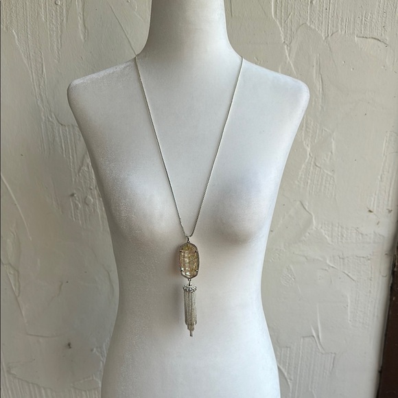 Kendra Scott Rayne in Bright Silver and White Abalone Necklace - Picture 3 of 4